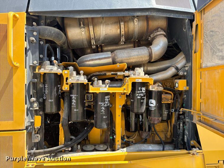 image for item DW1897 2018 John Deere 872G motor grader