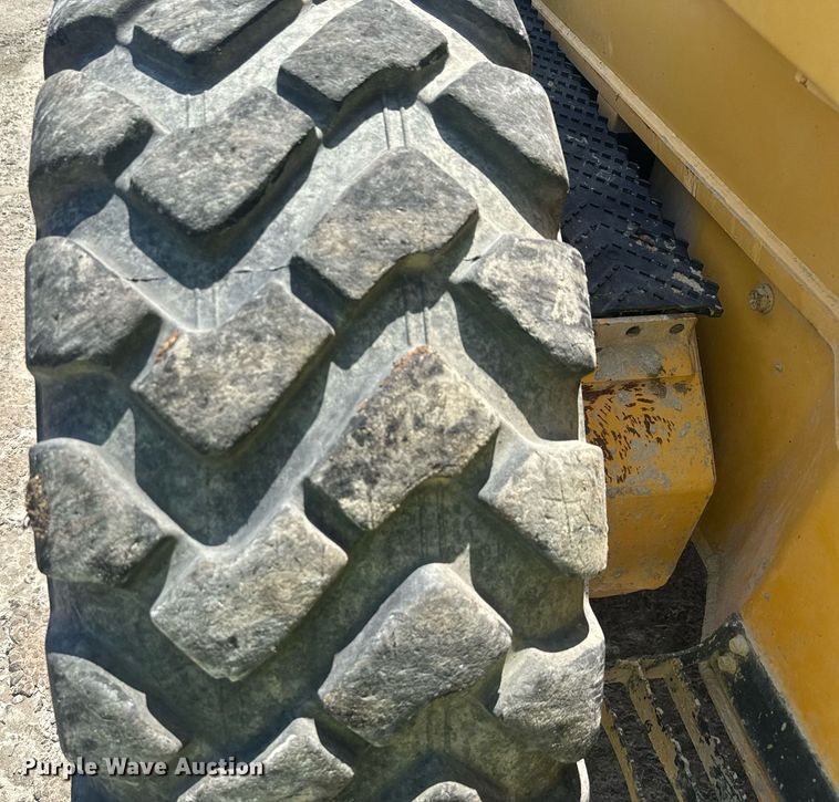 image for item DW1897 2018 John Deere 872G motor grader