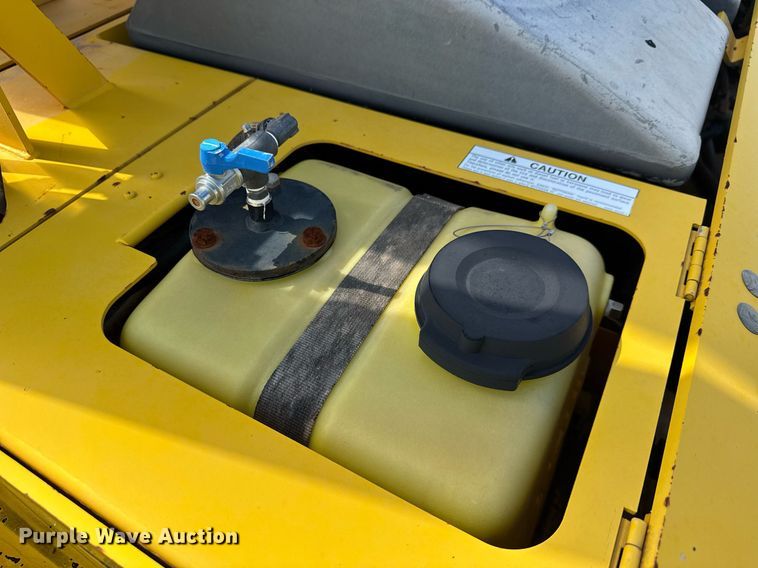 image for item DW1898 2017 Sakai GW750-2 pneumatic roller