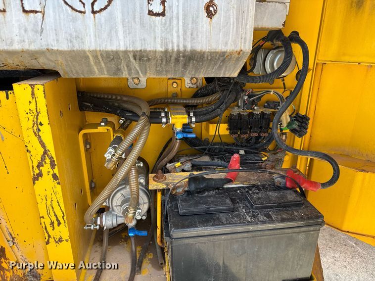 image for item DW1898 2017 Sakai GW750-2 pneumatic roller