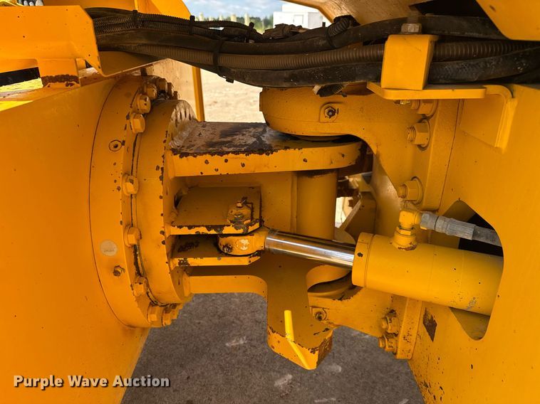 image for item DW1898 2017 Sakai GW750-2 pneumatic roller