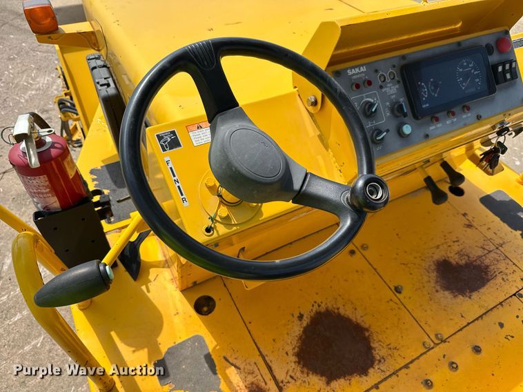 image for item DW1898 2017 Sakai GW750-2 pneumatic roller