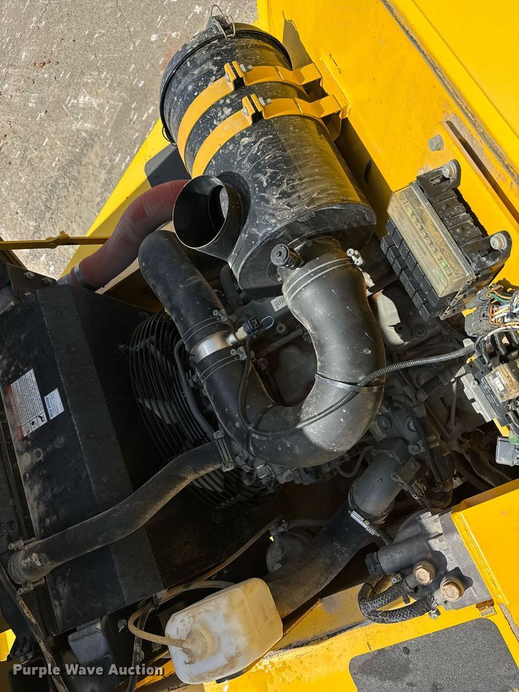 image for item DW1898 2017 Sakai GW750-2 pneumatic roller