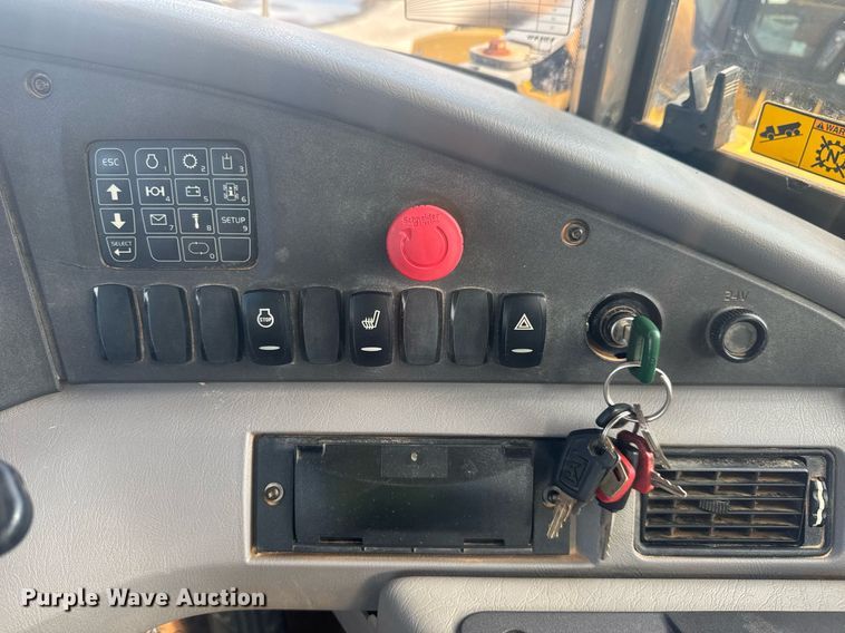 image for item DW1900 2018 Volvo A25G articulated haul truck