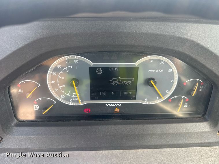 image for item DW1900 2018 Volvo A25G articulated haul truck