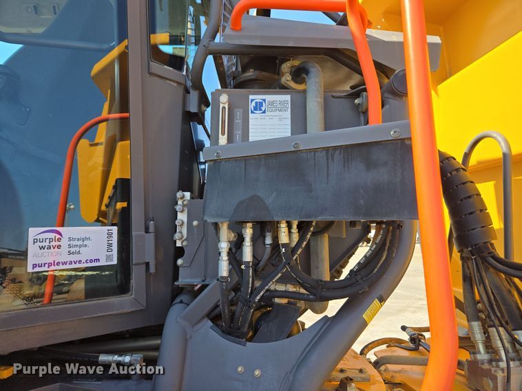 image for item DW1901 2018 Volvo A25G articulated haul truck