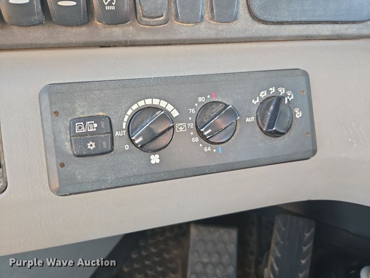 image for item DW1901 2018 Volvo A25G articulated haul truck