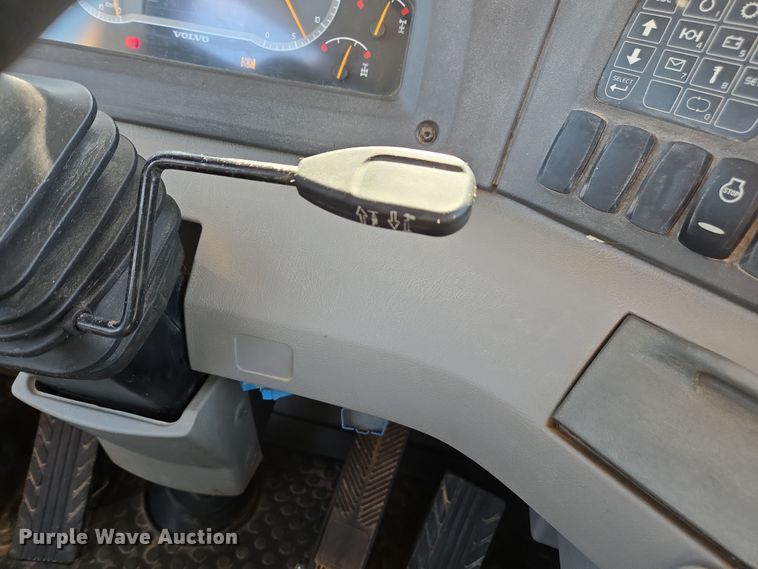 image for item DW1901 2018 Volvo A25G articulated haul truck