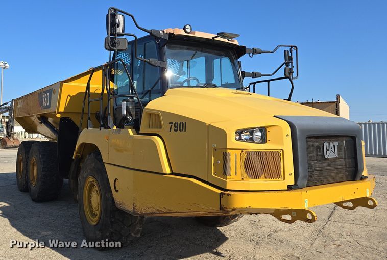 image for item DW1902 2019 Caterpillar 730 articulated haul truck