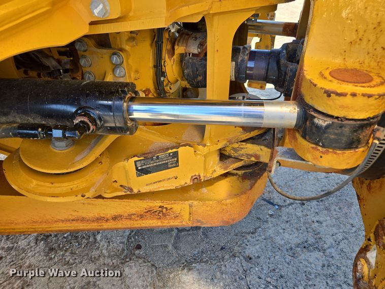 image for item DW1902 2019 Caterpillar 730 articulated haul truck