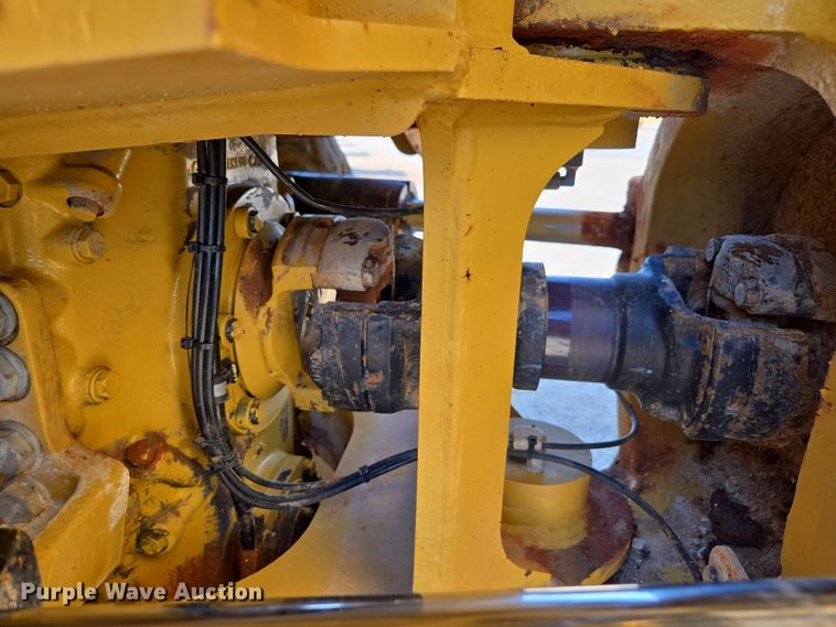 image for item DW1902 2019 Caterpillar 730 articulated haul truck