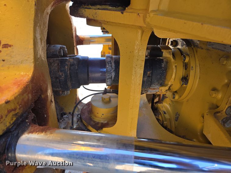 image for item DW1902 2019 Caterpillar 730 articulated haul truck