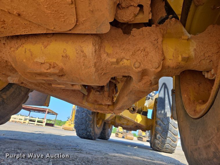 image for item DW1902 2019 Caterpillar 730 articulated haul truck