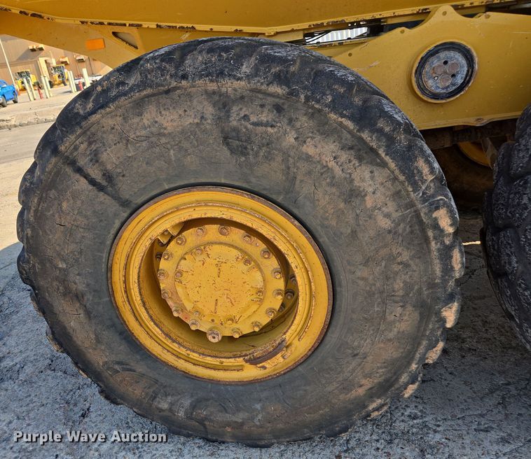image for item DW1902 2019 Caterpillar 730 articulated haul truck