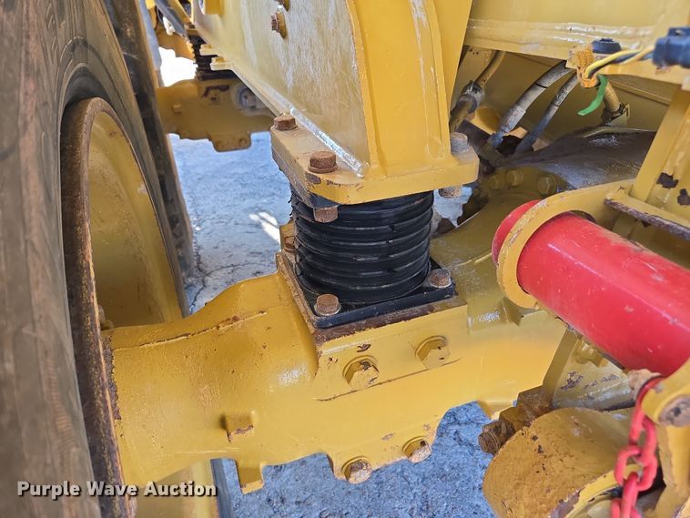 image for item DW1902 2019 Caterpillar 730 articulated haul truck