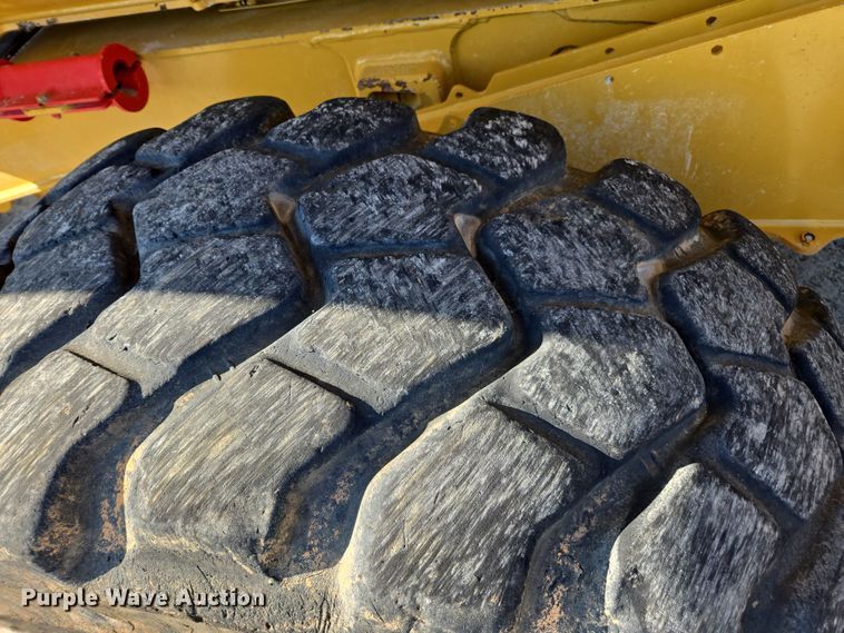 image for item DW1902 2019 Caterpillar 730 articulated haul truck