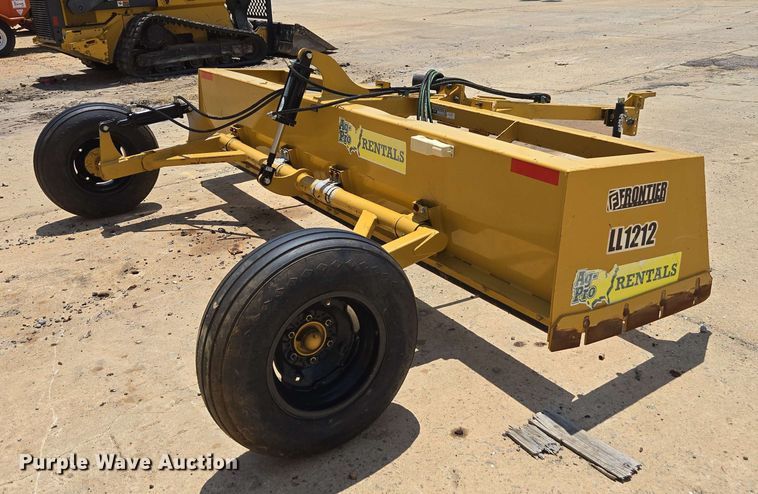 image for item DW1999 Frontier LL1212 box blade