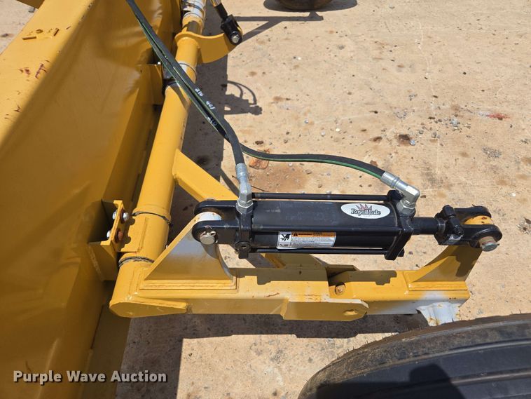 image for item DW1999 Frontier LL1212 box blade