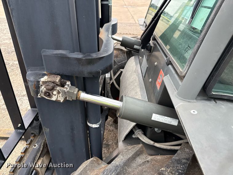 image for item DW8712 2019 AUSA C400HX4 forklift