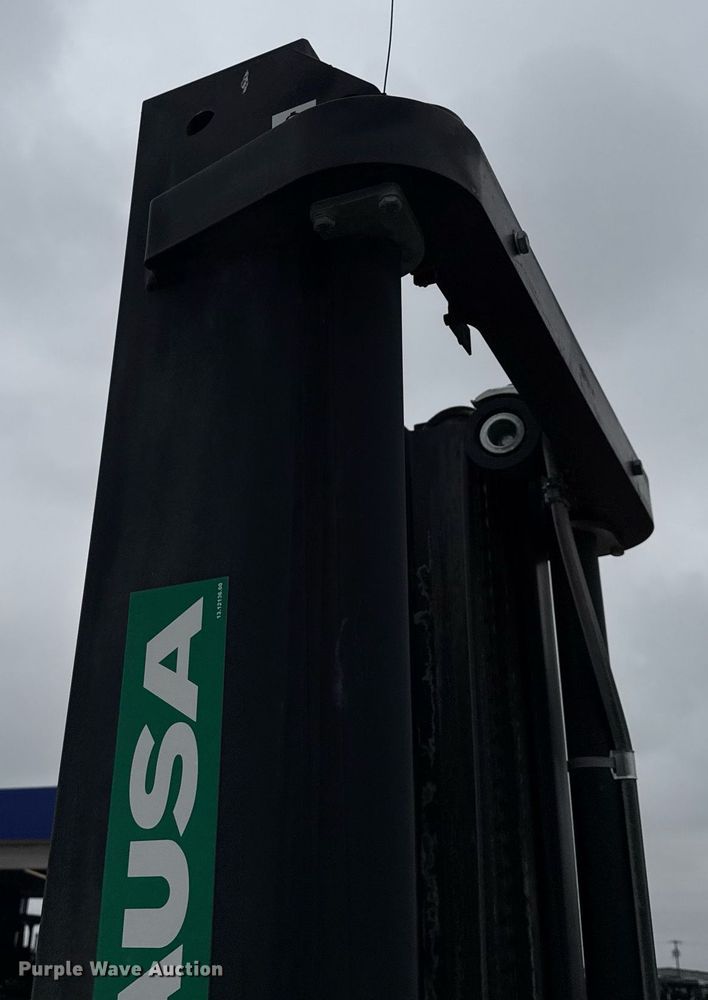 image for item DW8712 2019 AUSA C400HX4 forklift