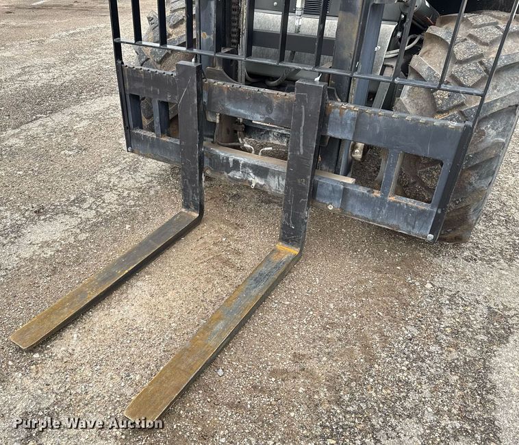 image for item DW8712 2019 AUSA C400HX4 forklift