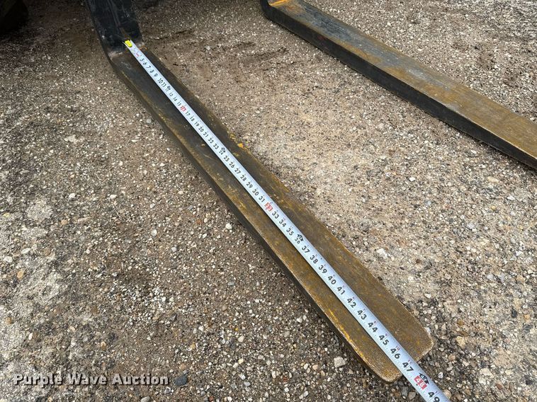 image for item DW8712 2019 AUSA C400HX4 forklift