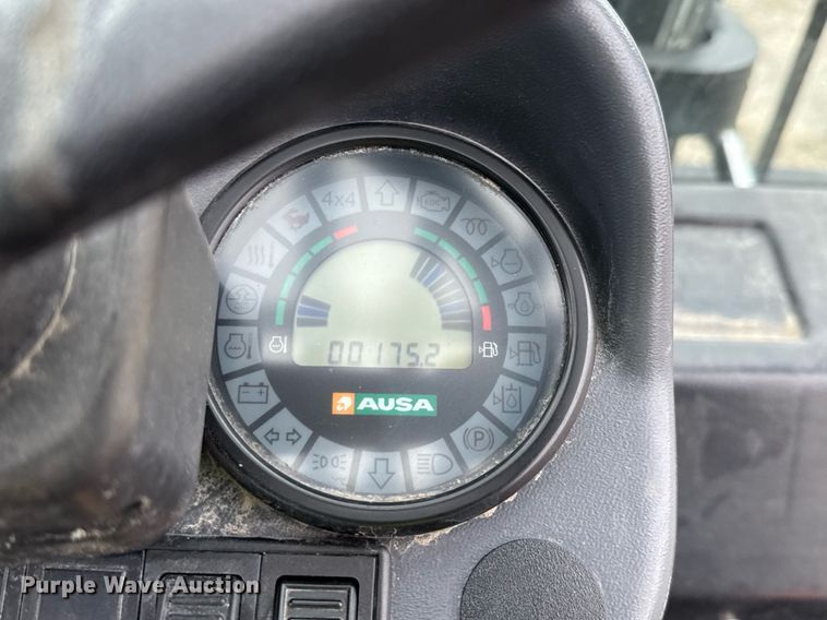 image for item DW8712 2019 AUSA C400HX4 forklift