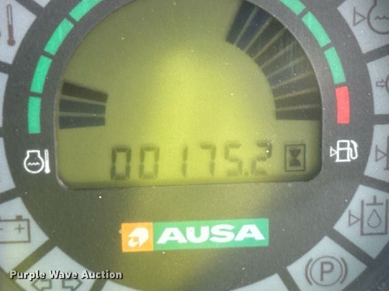 image for item DW8712 2019 AUSA C400HX4 forklift