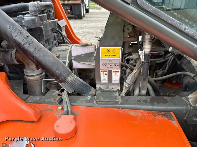 image for item DW8712 2019 AUSA C400HX4 forklift