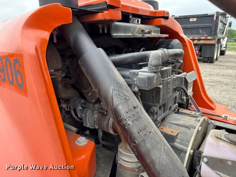 image for item DW8712 2019 AUSA C400HX4 forklift