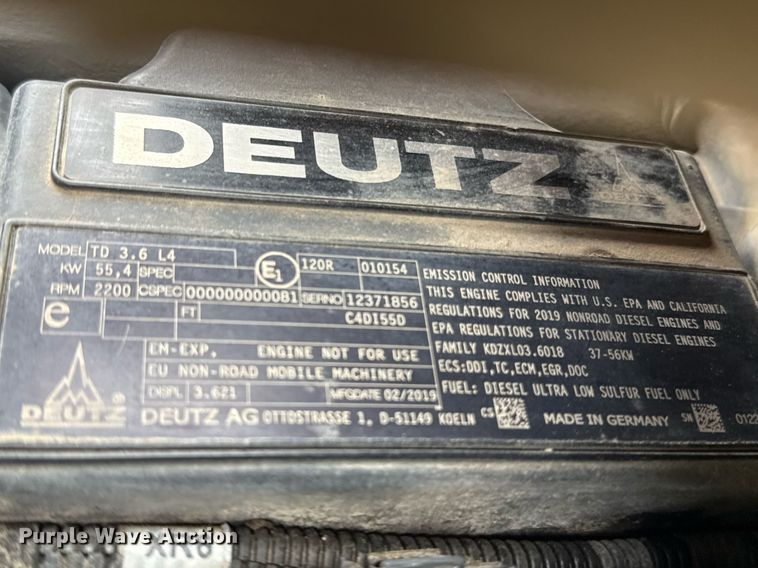 image for item DW8712 2019 AUSA C400HX4 forklift