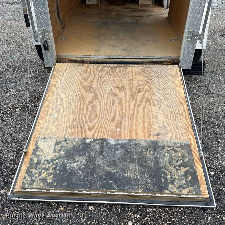 image for item DW8713 2019 Cargo Mate enclosed cargo trailer