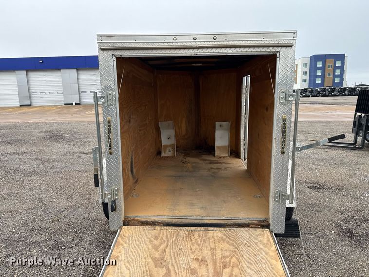 image for item DW8713 2019 Cargo Mate enclosed cargo trailer