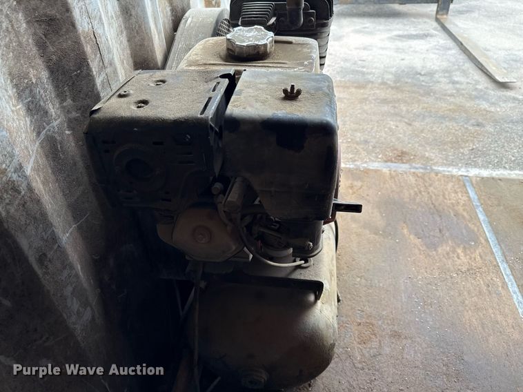 image for item DW8714 1992 Genstar GS022 storage container