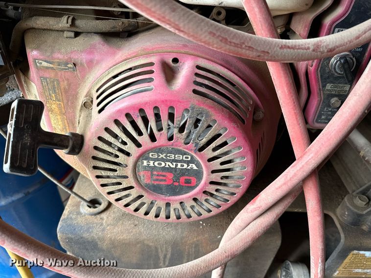 image for item DW8714 1992 Genstar GS022 storage container