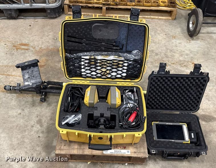 image for item DX5470 Topcon base station components 