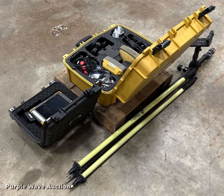 image for item DX5470 Topcon base station components 