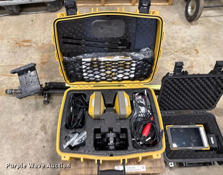 image for item DX5470 Topcon base station components 