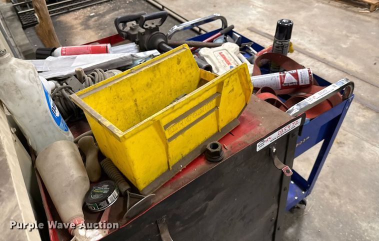 image for item DX5472 (3) rolling carts