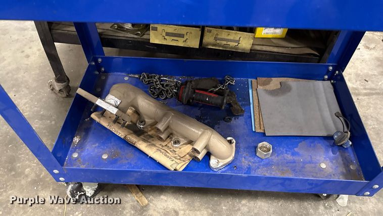 image for item DX5472 (3) rolling carts