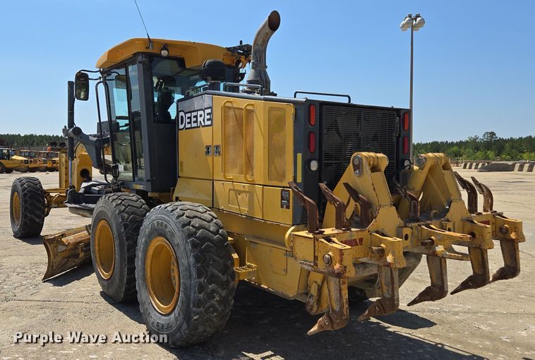 image for item EC3529 2013 John Deere 772G motor grader