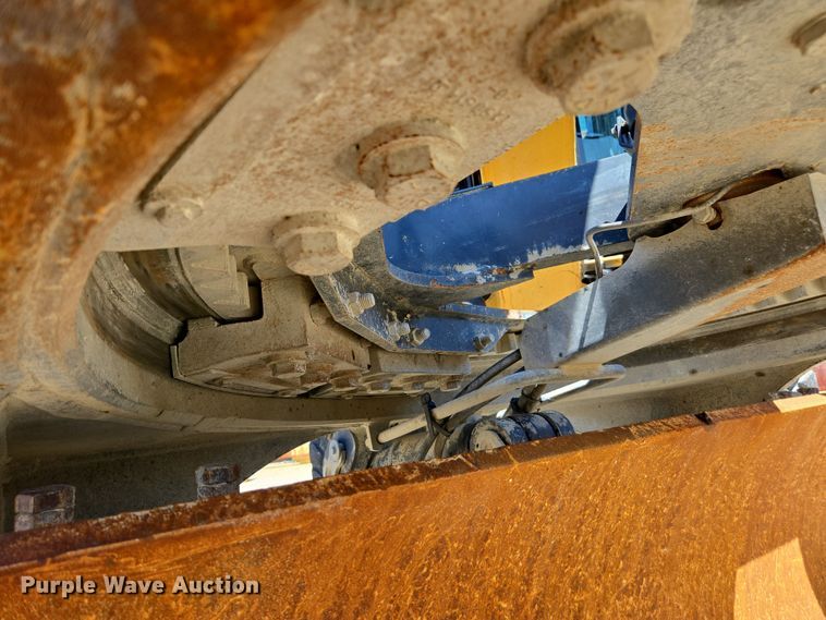 image for item EC3529 2013 John Deere 772G motor grader