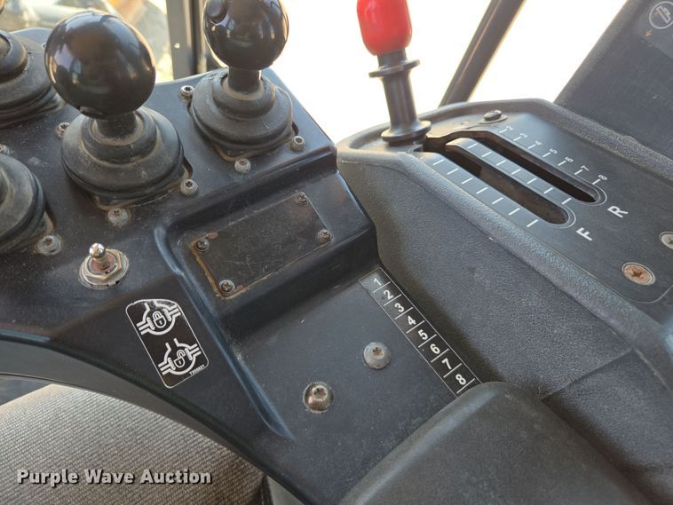 image for item EC3529 2013 John Deere 772G motor grader