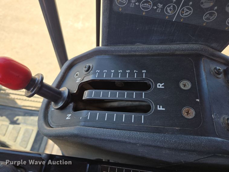 image for item EC3529 2013 John Deere 772G motor grader