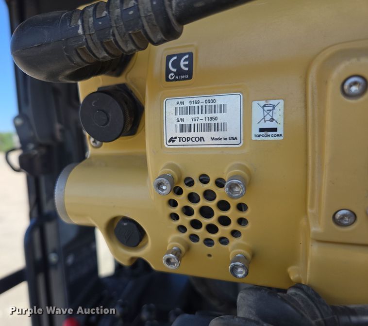 image for item EC3529 2013 John Deere 772G motor grader