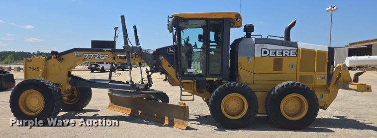 image for item EC3530 2015 John Deere 772G motor grader