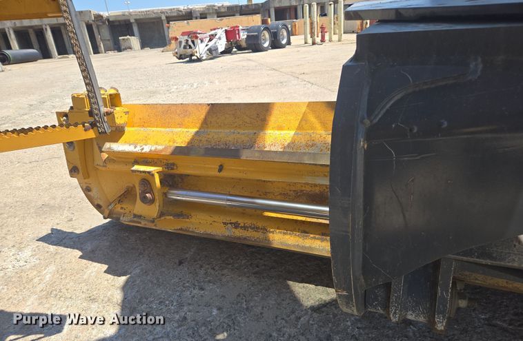 image for item EC3530 2015 John Deere 772G motor grader