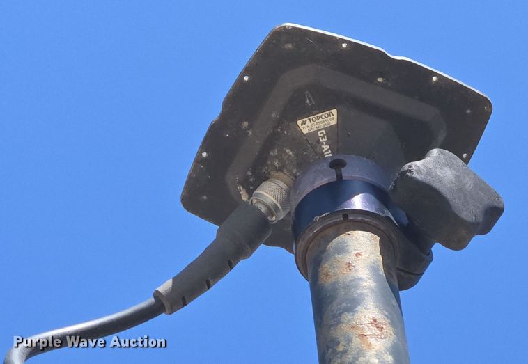 image for item EC3530 2015 John Deere 772G motor grader