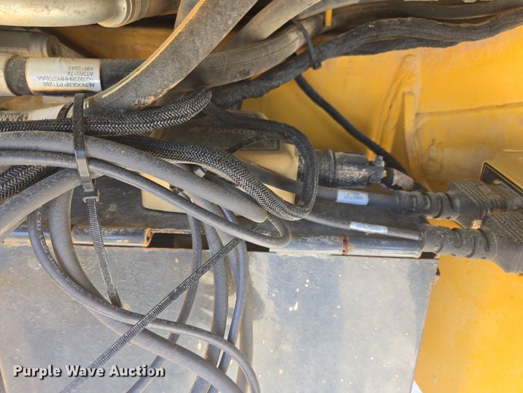 image for item EC3530 2015 John Deere 772G motor grader