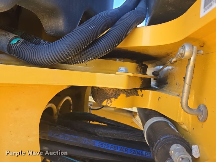 image for item EC3530 2015 John Deere 772G motor grader